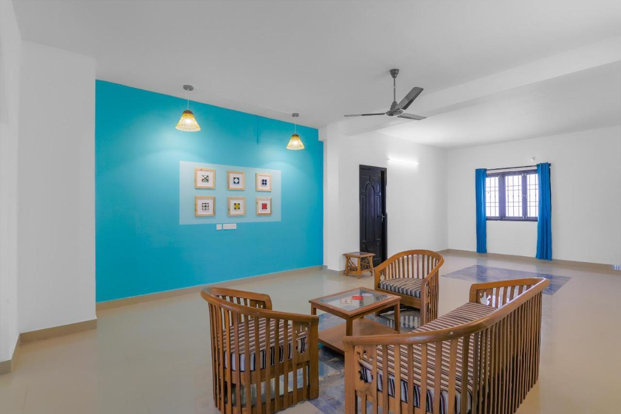 Oyo 79233 Hotel Hive Stays Kochi 外观 照片