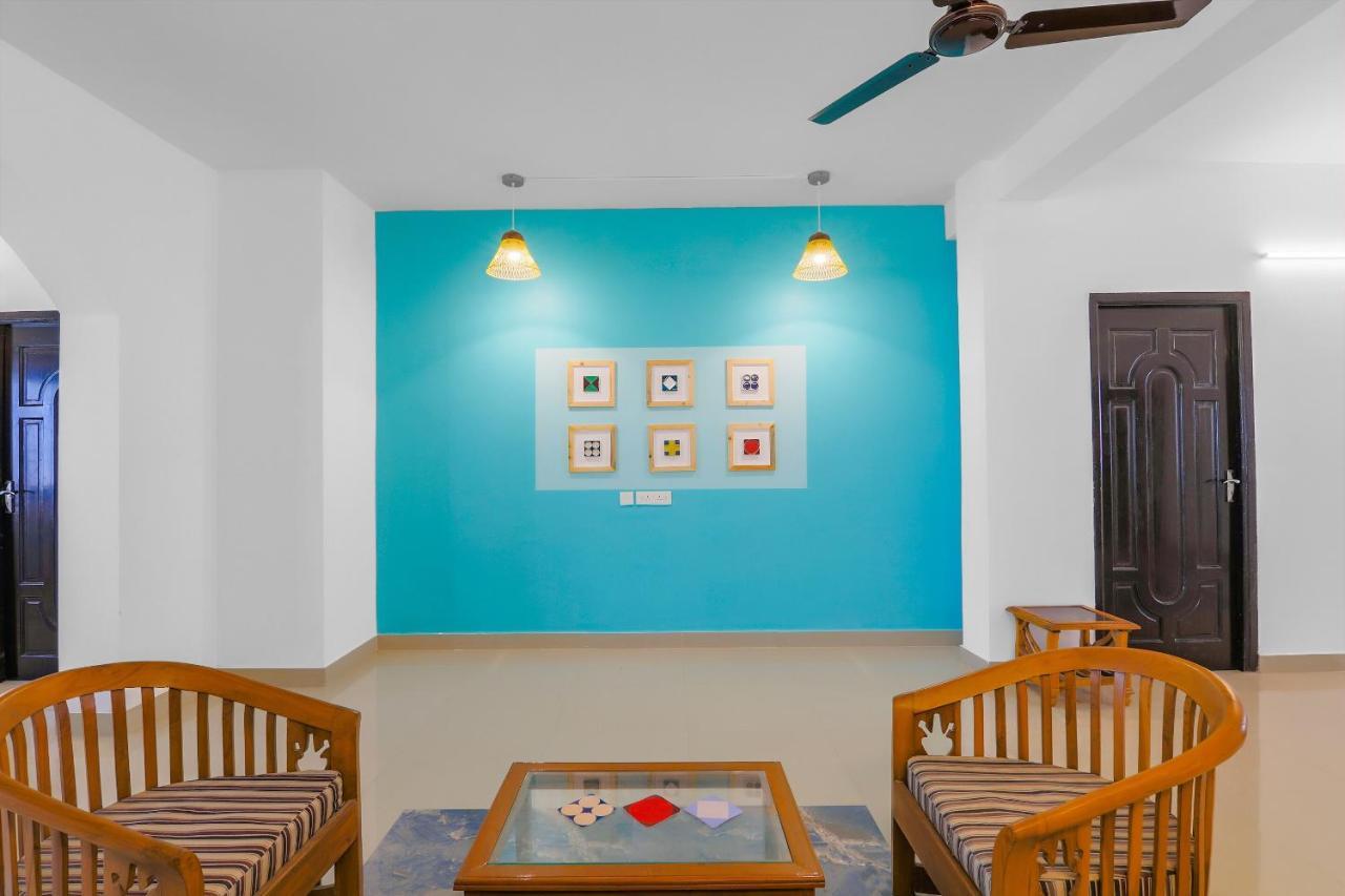 Oyo 79233 Hotel Hive Stays Kochi 外观 照片